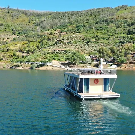 Botel Floating